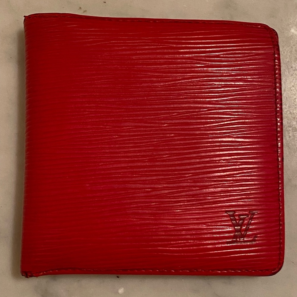Red leather Louis Vuitton wallet